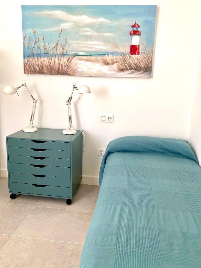 Apartamento Luz De Conil Aire Acondicionado Y Wifi -solo Familias Y Parejas-